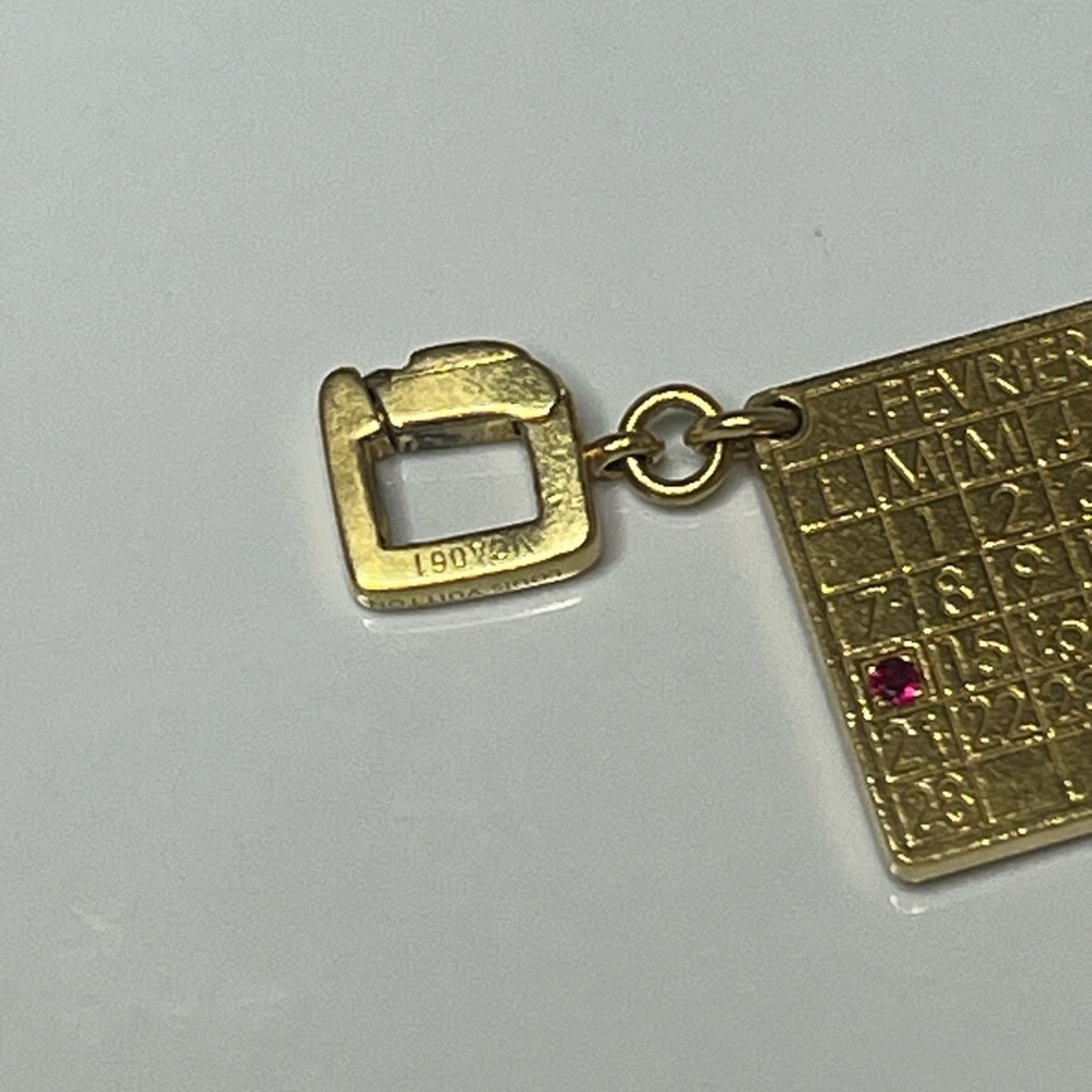 LOUIS VUITTON 18KT GOLD CALENDAR CHARM W/RUBY VINTAGE 2005 - Picture 5 of 8
